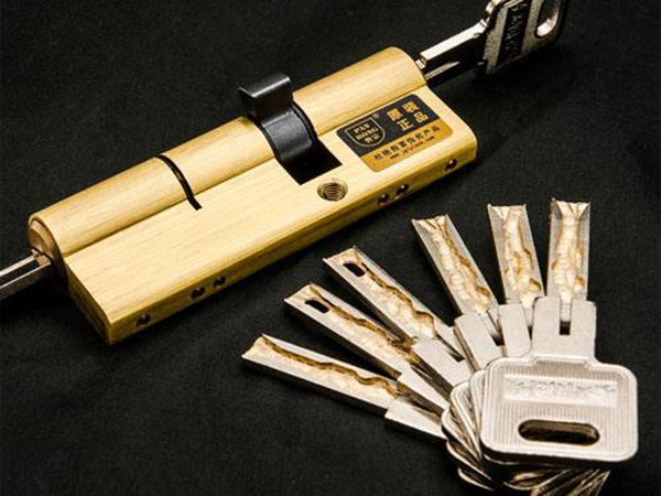 龙海24小时上门开锁公司